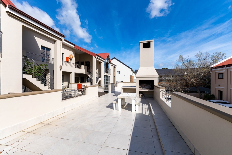 2 Bedroom Property for Sale in Stellenbosch Central Western Cape